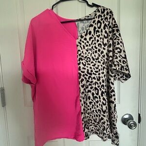 Women's Hot Pink & Leopard V-Neck Mixed-Print Top